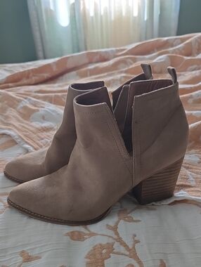 Womens Ankle Bootie